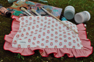 NECESER OLIVIA
