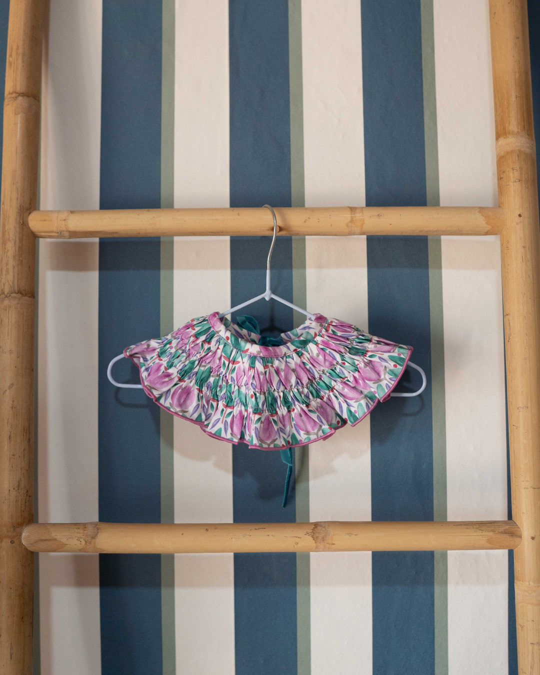 CUELLO VIOLETA