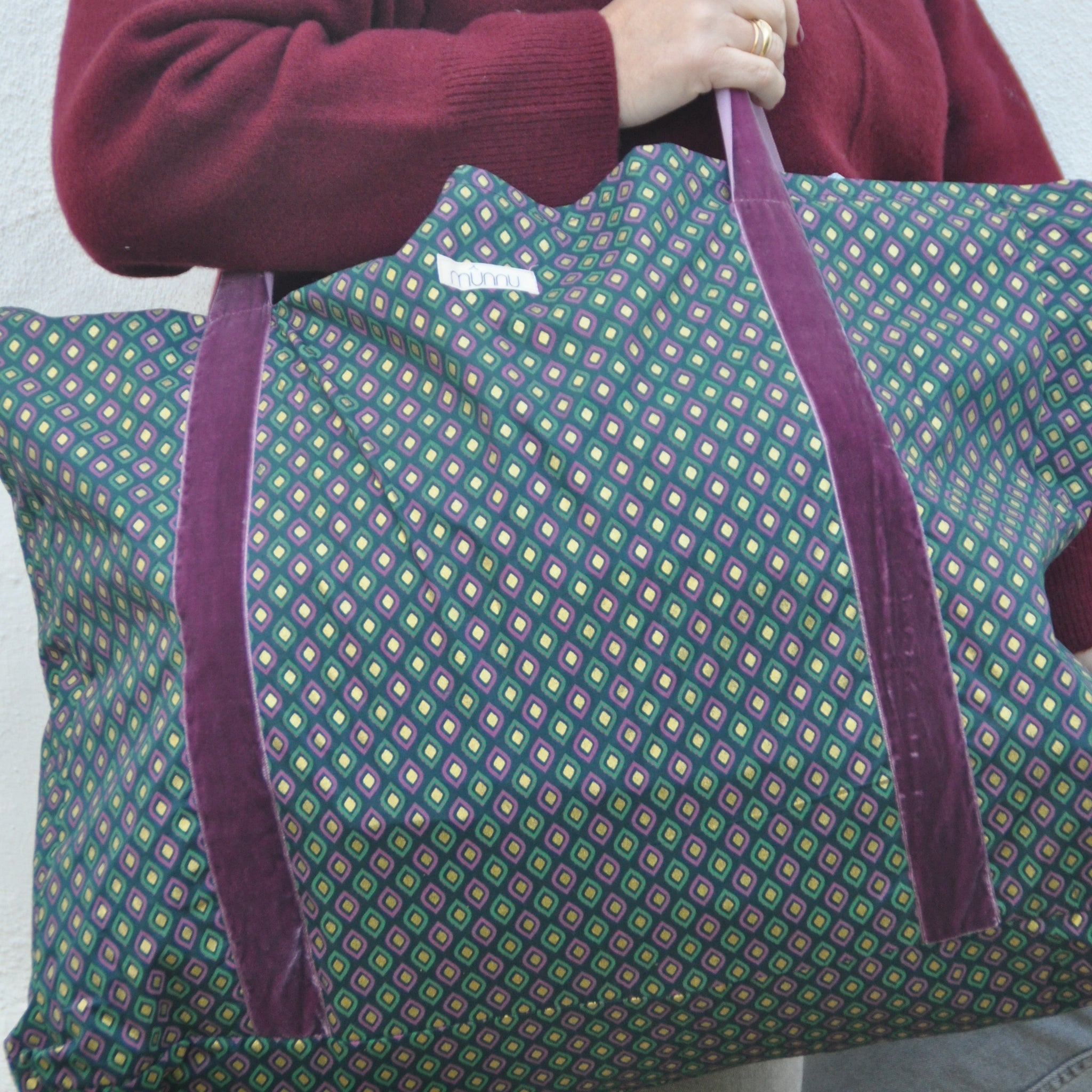 MAXI BOLSA ESTAMPADA VERDE
